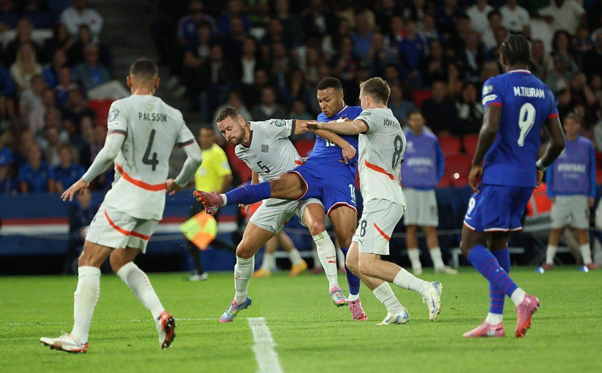 37场打完，雷霆30胜7负，16年的勇士什么战绩？差距比想象还大