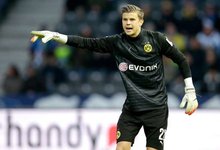 詹姆斯本赛季在第四节合计300分100板100助，联盟唯一