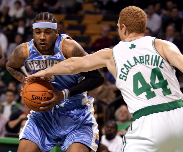 利物浦官方晒照，伊萨克完成在俱乐部的首次训练