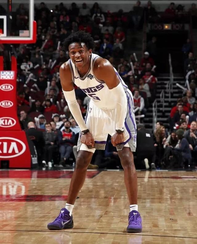 虎牙与金山世游联合发行 《鹅鸭杀》手游今日公测