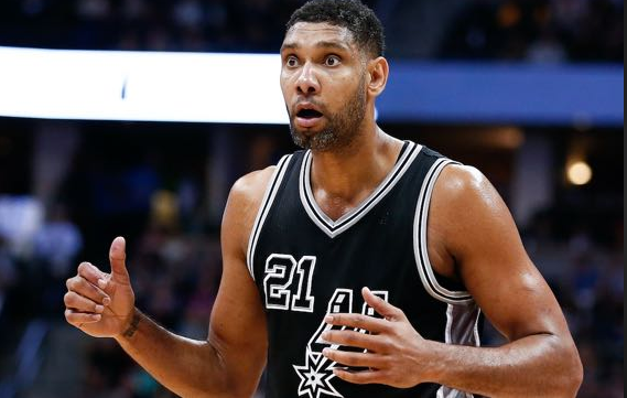 为什么主审会在比赛中更换三到四次记分卡