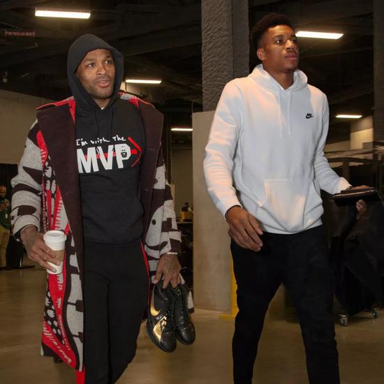 CBA第一黑马横空出世！连斩北京上海杀疯了：辽篮恐遭他们双杀？