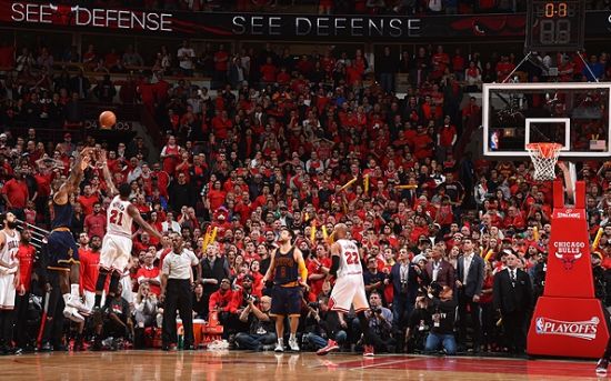 打脸太狠！王猛上赛季预测排名：太阳3，火箭10，快船前十都没