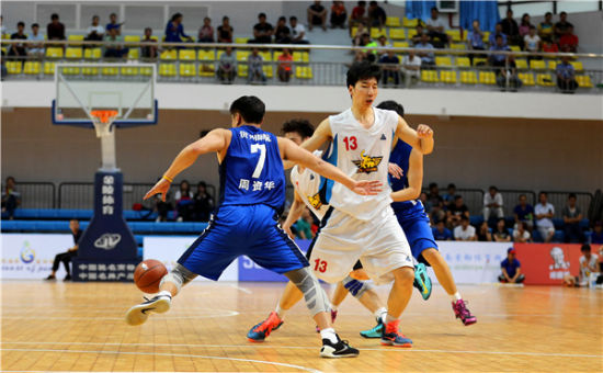 曝滕哈赫同意C罗冬窗离队切尔西老板提供1.5年合同