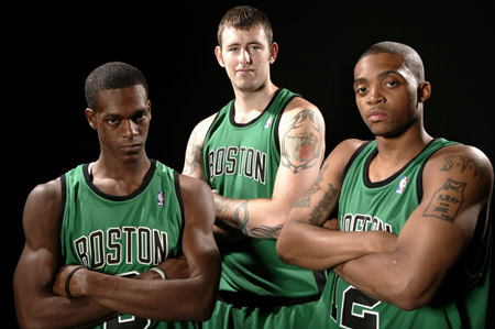 韩旭WNBL首战砍22分4篮板，率队大胜堪培拉首都