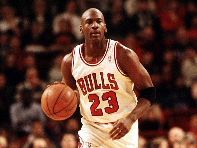 布伦森55分尼克斯豪取7连胜 老鹰灭热火3连胜