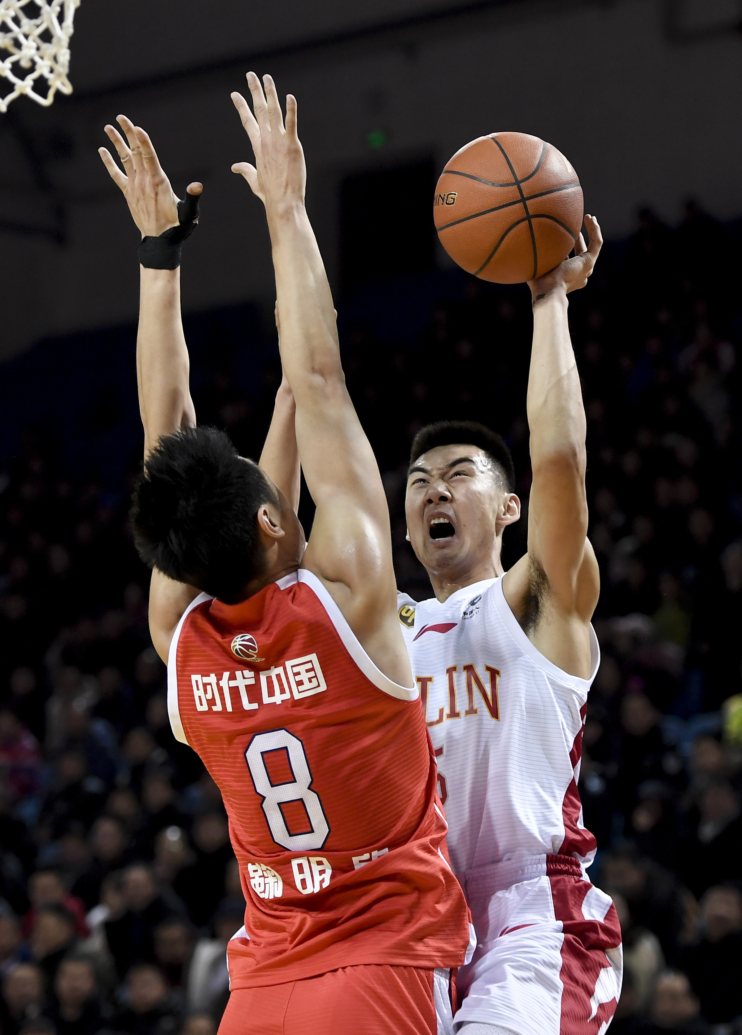 足球中超球队外援难抵气候影响状态下滑